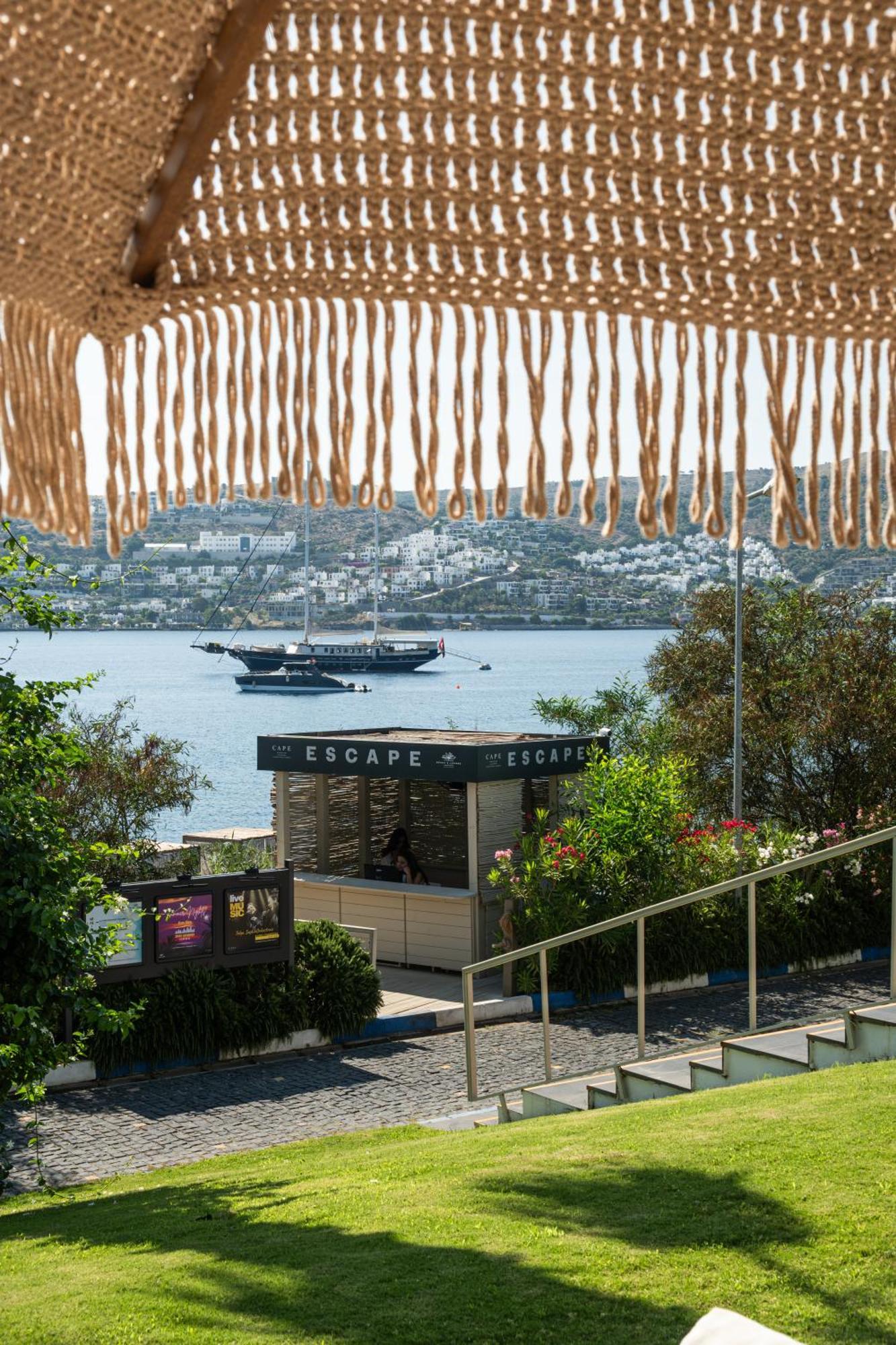 Cape Bodrum Luxury Hotel & Beach Gündoğan Exterior foto Escape Escape