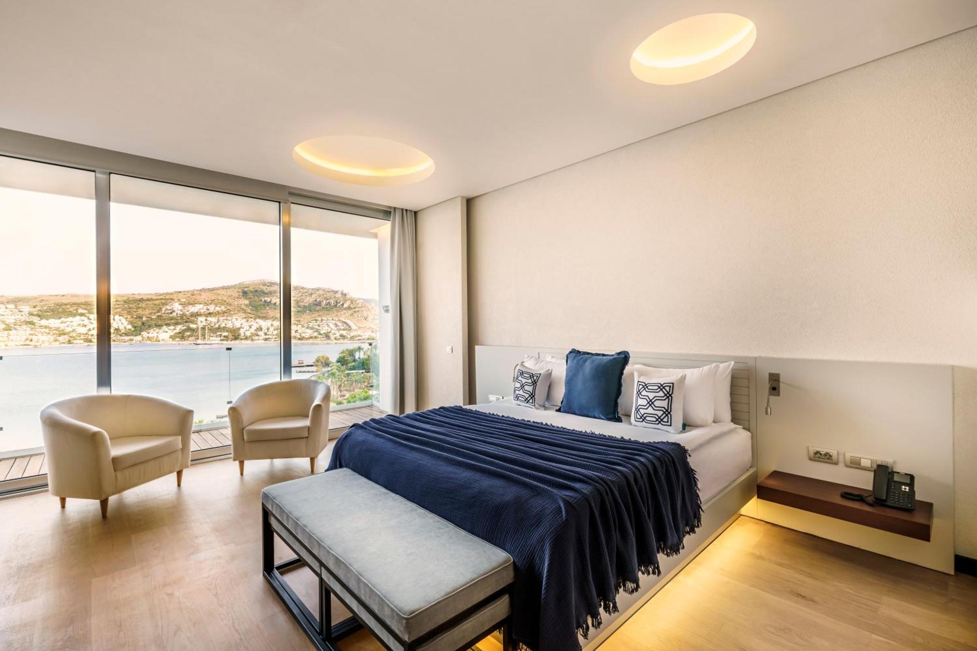 Cape Bodrum Luxury Hotel & Beach Gündoğan Exterior foto A bedroom at the hotel